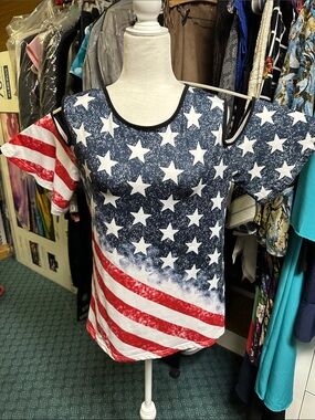Women’s Star & Stripe Cold-Shoulder Tee - Red, White & Blue